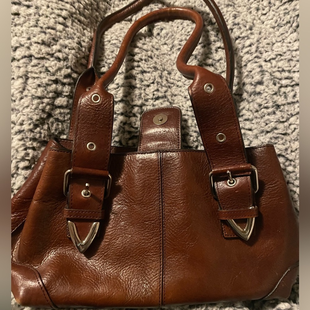 Wilson’s leather purse